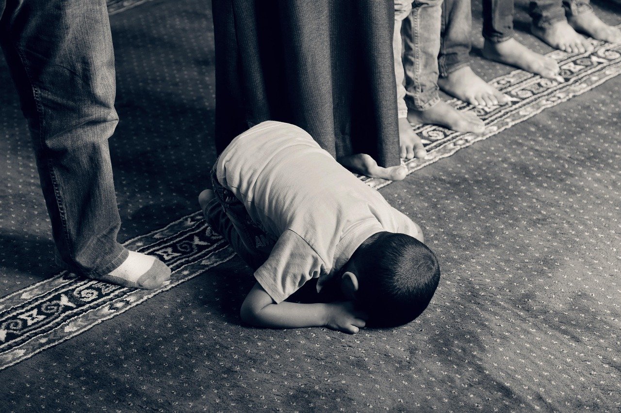 ما أفضل الأدعية الإسلامية للنفس والأهل؟ دليل شامل مع أدعية مختارة